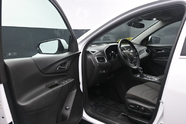 Used 2024 Chevrolet Equinox LT AWD/4WD image 11