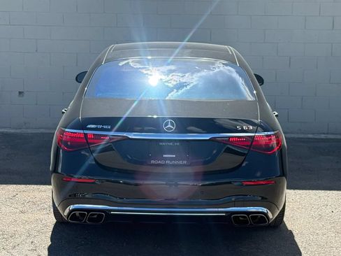 Used 2024 Mercedes-Benz S 63 AMG S w/ Carbon Fiber Exterior Package image 9