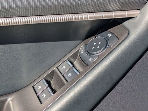 New 2026 Ford Explorer ST-Line w/ ST-Line Street Pack image 10