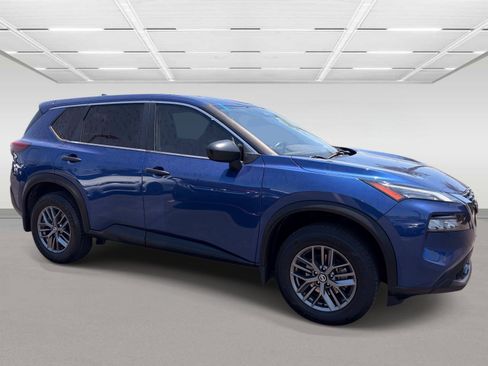 Used 2021 Nissan Rogue S FWD image 7