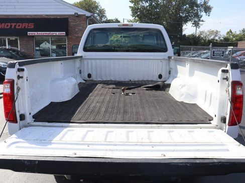 Used 2015 Ford F250 XL w/ Power Equipment Group AWD/4WD image 9