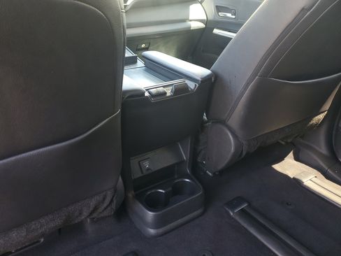 Certified 2023 Toyota Sienna XSE FWD image 14