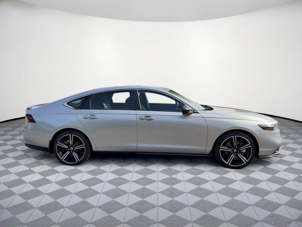 Certified 2025 Honda Accord Sport image 8