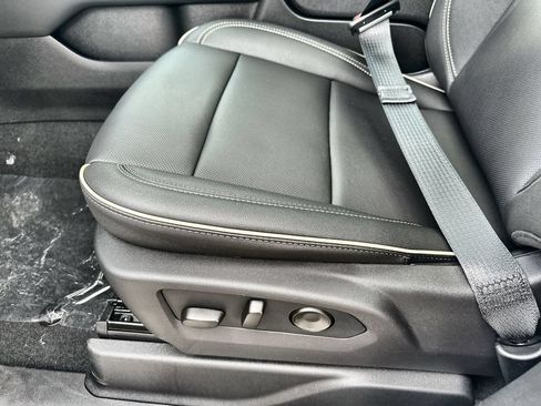 New 2026 GMC Yukon XL Elevation w/ Elevation Premium Package RWD image 25