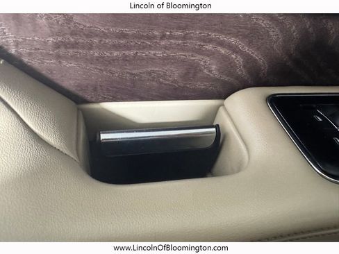 Certified 2022 Lincoln Navigator L Reserve AWD/4WD image 40