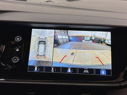 Used 2023 Buick Envision Avenir AWD/4WD image 15