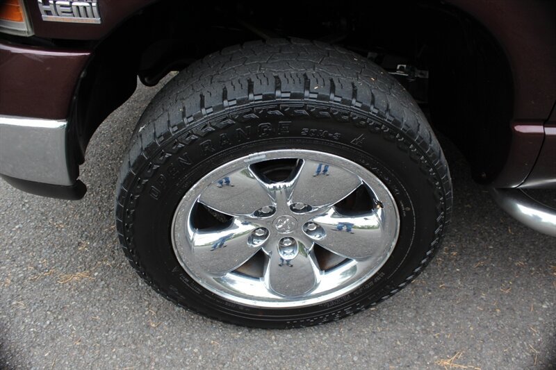 Used 2005 Dodge Ram 1500 Truck SLT w/ Quad Cab Big Horn Value Group AWD/4WD image 18