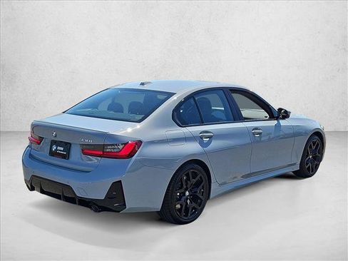 New 2026 BMW 330i Sedan w/ M Sport Package RWD image 2