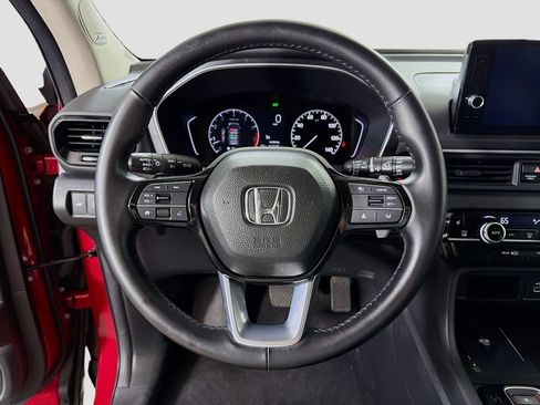 Used 2024 Honda Pilot Touring image 13