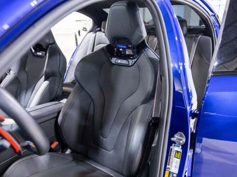 Used 2025 BMW M5 w/ Executive Package image 38