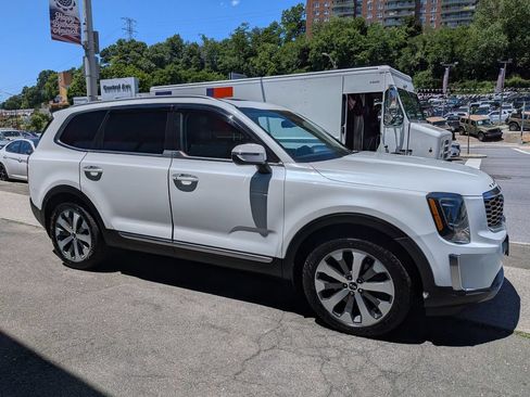 Used 2020 Kia Telluride S AWD/4WD image 5