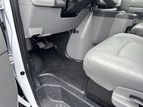 New 2026 Ford E-350 and Econoline 350 Super Duty w/ Power Equipment Group RWD image 32