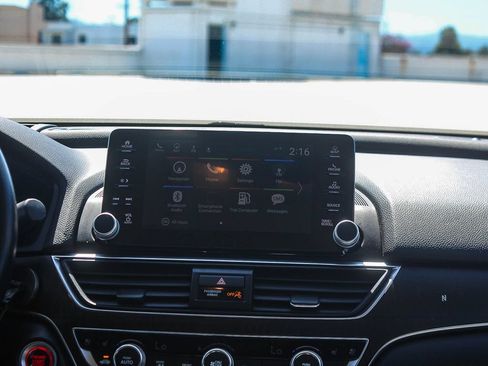 Used 2020 Honda Accord Touring image 15