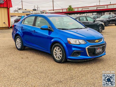 Used 2020 Chevrolet Sonic LT FWD image 10