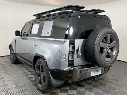 Used 2020 Land Rover Defender 110 X image 4