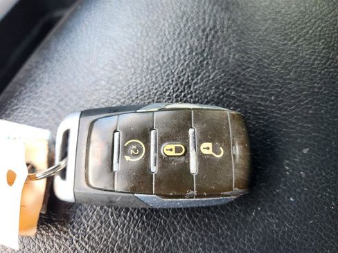 Used 2021 RAM 1500 Big Horn image 40