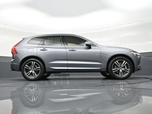 Used 2019 Volvo XC60 T8 Momentum w/ Premium Package AWD/4WD image 27