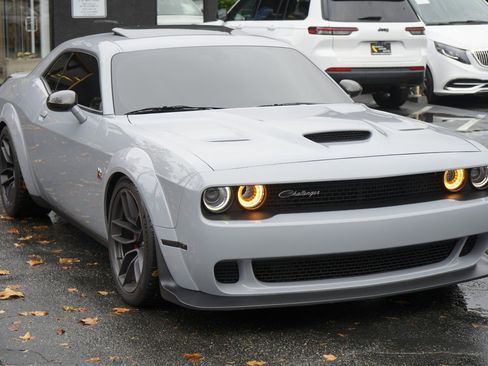 Used 2021 Dodge Challenger R/T Scat Pack image 5
