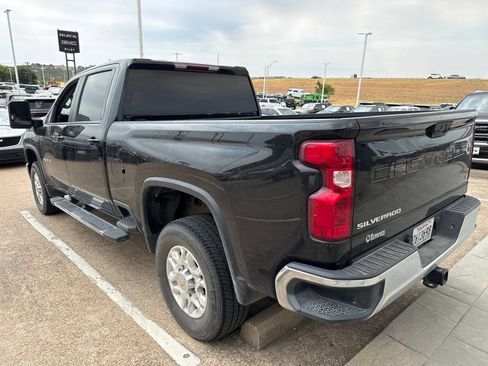 Used 2024 Chevrolet Silverado 2500 LT w/ Convenience Package AWD/4WD image 7