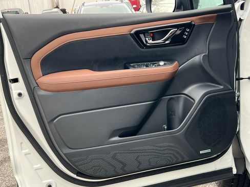 New 2026 Subaru Forester Touring image 17