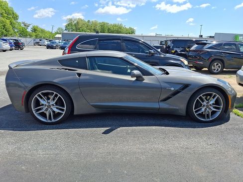 Used 2016 Chevrolet Corvette Stingray Coupe RWD image 10
