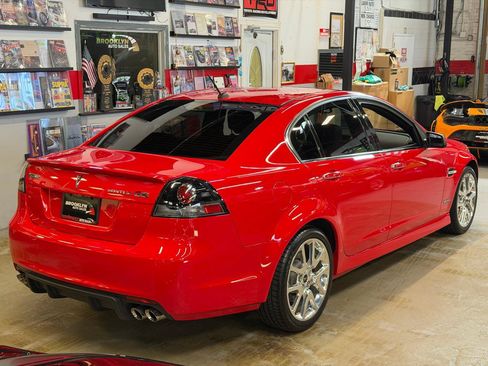 Used 2009 Pontiac G8 GXP RWD image 6