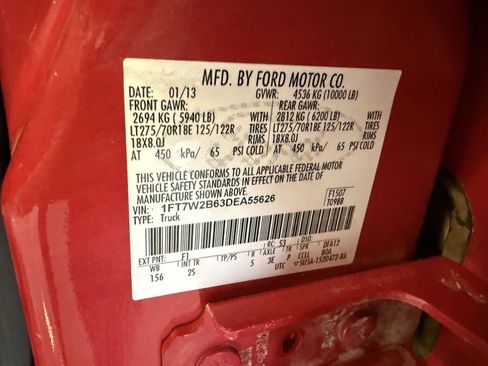 Used 2013 Ford F250 XLT w/ XLT Interior Pkg image 28