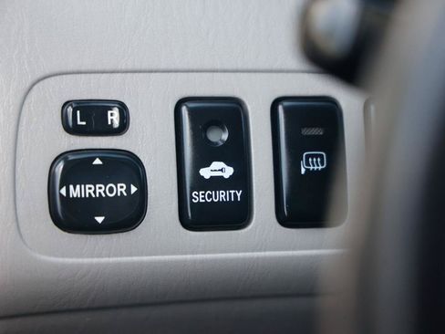 Used 2001 Toyota Highlander 2WD V6 image 34