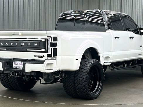 Used 2026 Ford F450 Platinum w/ Platinum Plus Package image 5