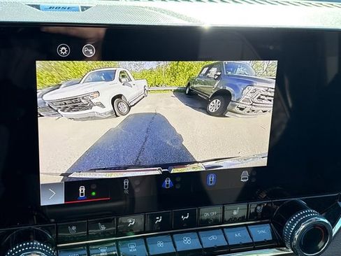 Used 2023 GMC Canyon Denali AWD/4WD image 18