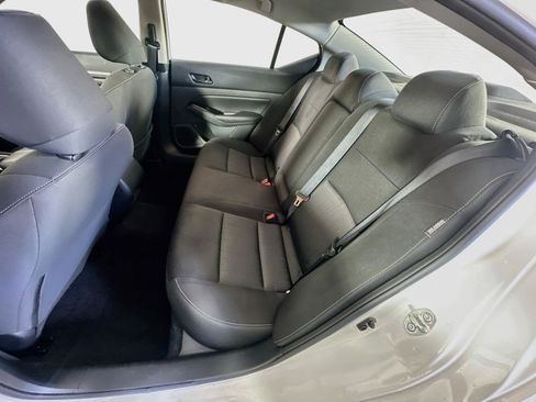 Used 2023 Nissan Altima 2.5 SV FWD image 25