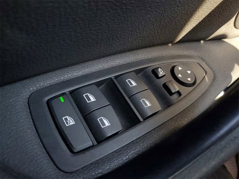 Used 2021 BMW X1 xDrive28i w/ Premium Package image 14