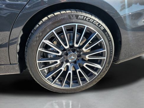 Used 2026 Mercedes-Benz E 53 AMG e 4MATIC Sedan image 36