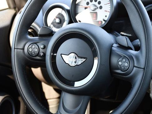 Used 2014 MINI Cooper S image 25