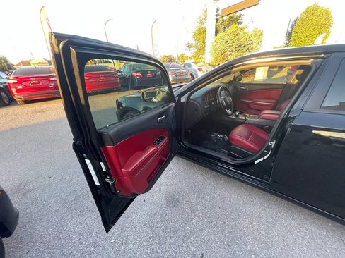 Used 2012 Dodge Charger SXT Plus image 26