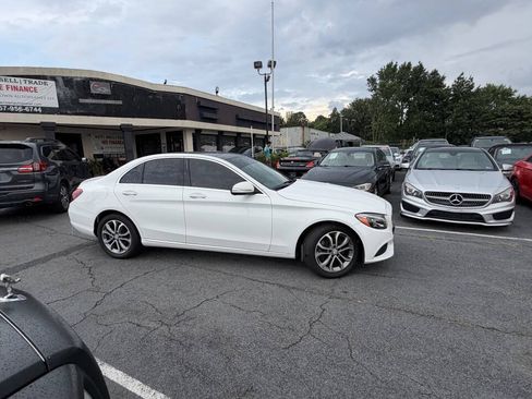 Used 2017 Mercedes-Benz C 300 4MATIC Sedan image 7