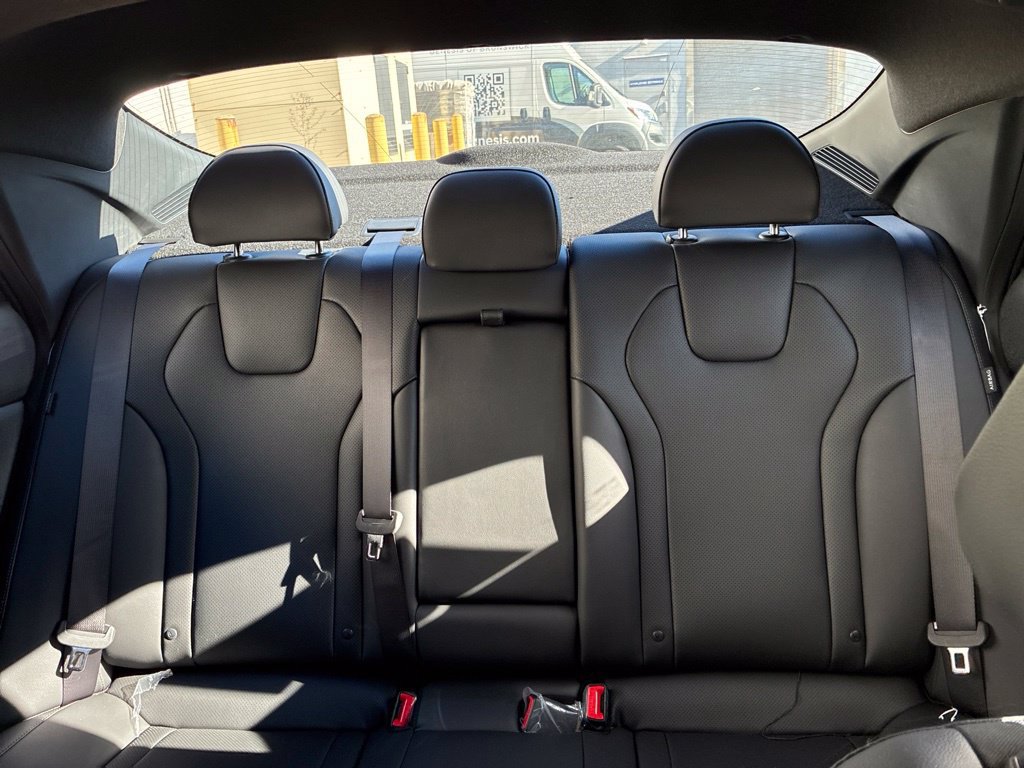 New 2026 Hyundai Elantra SEL Sport FWD image 11