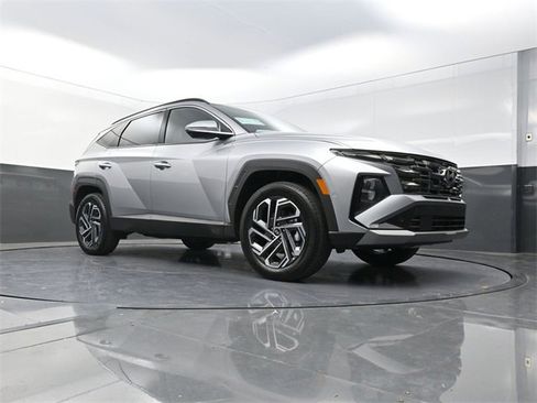 New 2026 Hyundai Tucson Limited image 32