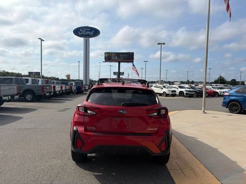 Used 2024 Subaru Crosstrek 2.0i Premium w/ Crosstrek Mirror Package AWD/4WD image 4