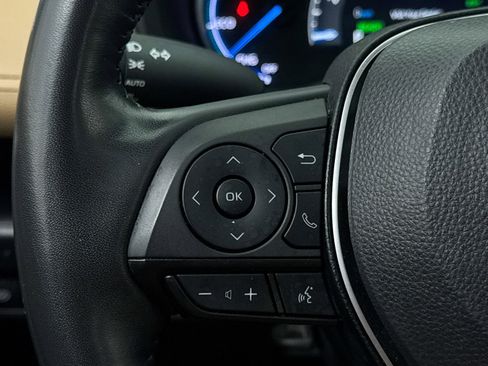 Used 2023 Toyota RAV4 XLE image 22