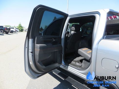 Used 2026 GMC Sierra 3500 AT4 w/ AT4 Premium Plus Package AWD/4WD image 40