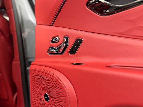 New 2025 Bentley Flying Spur Plug-In Hybrid image 43