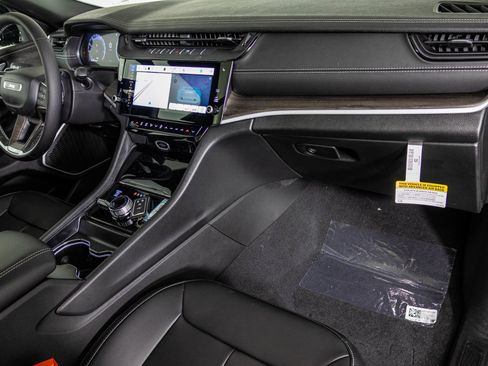 New 2026 Jeep Grand Cherokee L Limited AWD/4WD image 45
