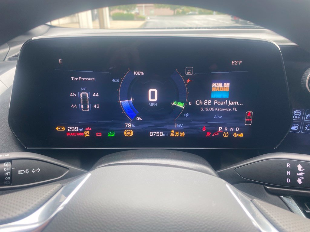 Used 2025 Chevrolet Equinox EV LT FWD image 15