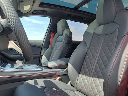 New 2026 Audi SQ7 Prestige AWD/4WD image 15