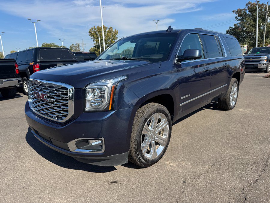 Used 2018 GMC Yukon XL Denali w/ Denali Ultimate Package AWD/4WD image 1