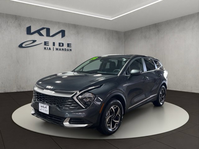 Used 2023 Kia Sportage LX AWD/4WD image 5