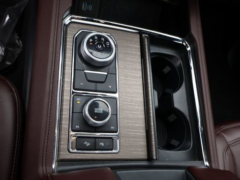 Used 2024 Ford Expedition Max Limited image 36