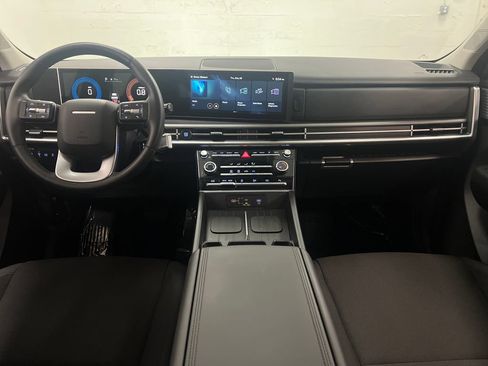 Used 2026 Hyundai Santa Fe SE FWD image 15