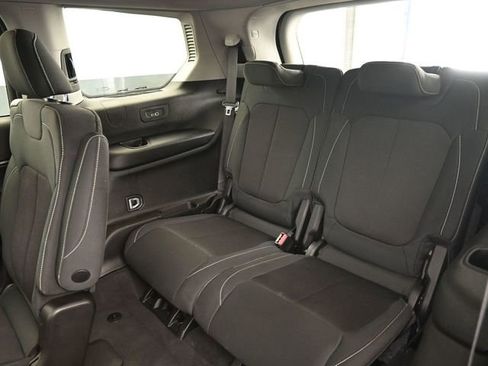 Used 2022 Jeep Grand Cherokee L Laredo w/ Luxury Tech Group I image 28